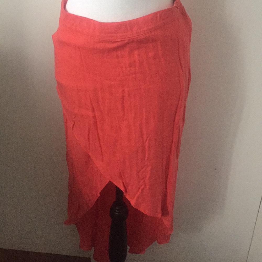 Forever 21 hi low skirt red size large
